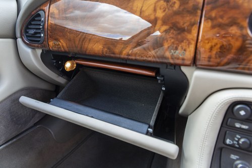 NO RESERVE - 1997 Jaguar XK8 For Sale (picture 39 of 150)