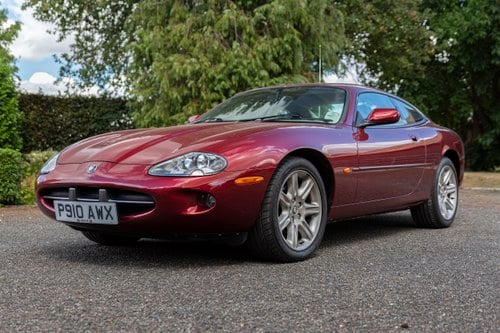 NO RESERVE - 1997 Jaguar XK8 For Sale (picture 1 of 150)