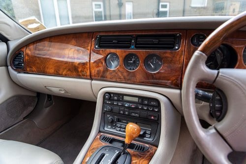 NO RESERVE - 1997 Jaguar XK8 For Sale (picture 34 of 150)