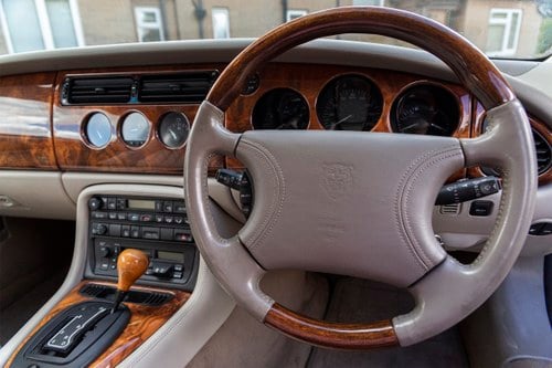 NO RESERVE - 1997 Jaguar XK8 For Sale (picture 33 of 150)