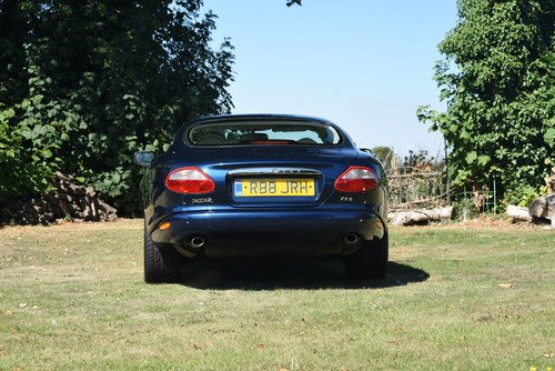 1997 Jaguar XK8 For Sale (picture 16 of 108)
