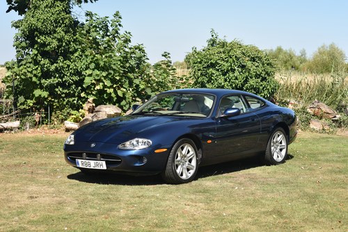 1997 Jaguar XK8 For Sale (picture 4 of 108)