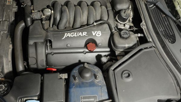 1998 Jaguar XK8 For Sale (picture :index of 106)