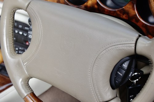 RESERVE REMOVED - 1999 Jaguar XK8 4.0 Convertible à vendre (picture 52 of 122)