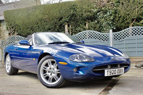 RESERVE REMOVED - 1999 Jaguar XK8 4.0 Convertible à vendre (picture 14 of 122)