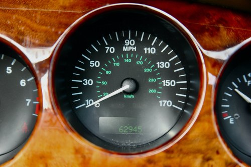 1999 Jaguar XK8 Convertible For Sale (picture 47 of 95)