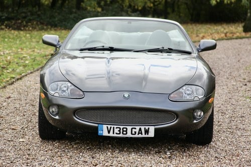 1999 Jaguar XK8 Convertible For Sale (picture 14 of 95)