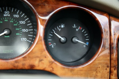 1999 Jaguar XK8 Convertible For Sale (picture 48 of 95)