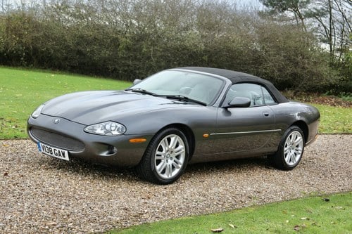 1999 Jaguar XK8 Convertible For Sale (picture 19 of 95)