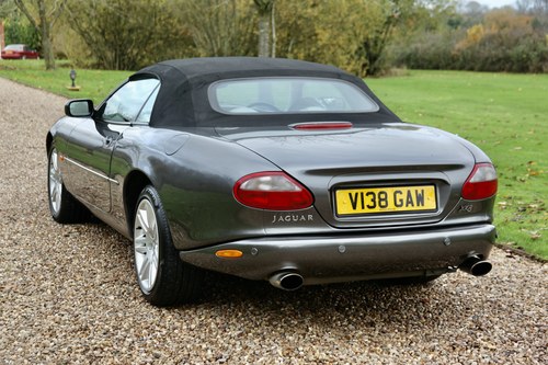 1999 Jaguar XK8 Convertible For Sale (picture 25 of 95)
