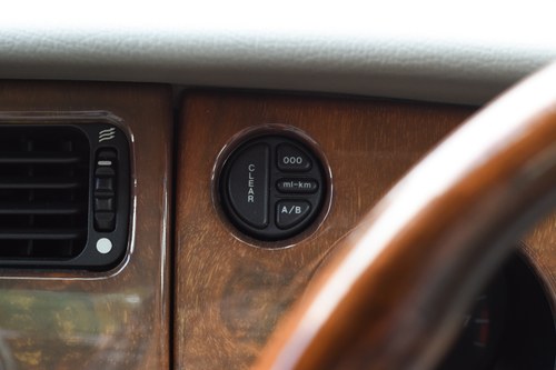 2000 JAGUAR XK8 4-LITRE à vendre (picture 44 of 148)