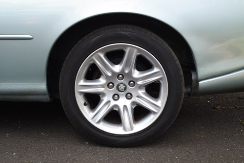 2000 JAGUAR XK8 4-LITRE à vendre (picture 24 of 148)