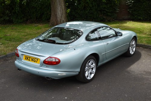 2000 JAGUAR XK8 4-LITRE à vendre (picture 18 of 148)