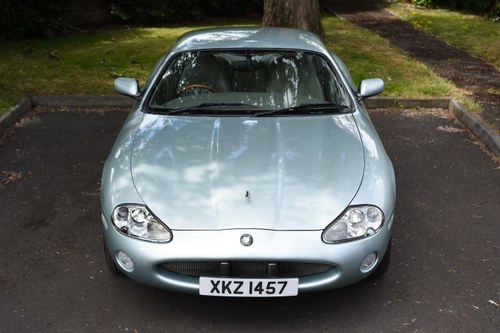 2000 JAGUAR XK8 4-LITRE à vendre (picture 9 of 148)