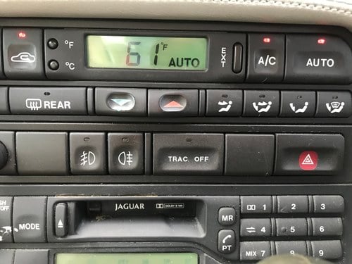 2001 Jaguar XK8 Convertible For Sale (picture 28 of 64)