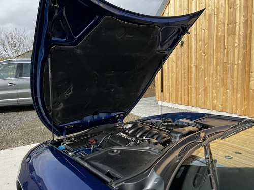 2001 Jaguar XK8 Convertible For Sale (picture 61 of 64)