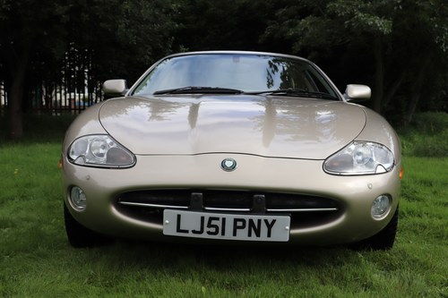2001 Jaguar XK8 Coupe In vendita (immagine 5 di 103)