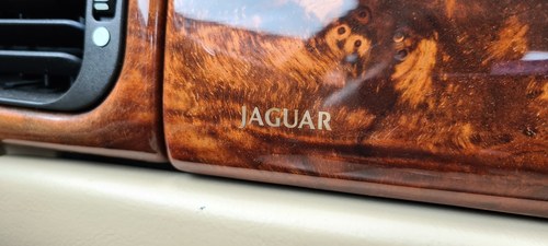 2001 Jaguar XK8 Coupe In vendita (immagine 27 di 103)