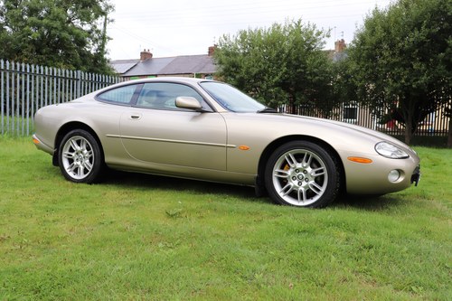 2001 Jaguar XK8 Coupe In vendita (immagine 2 di 103)