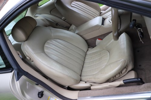 2001 Jaguar XK8 Coupe In vendita (immagine 45 di 103)