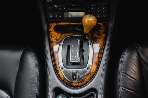 2003 Jaguar XK8 Coupé (X100) à venda (imagem 40 de 143)