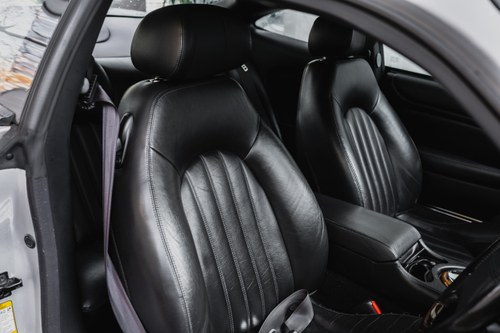 2003 Jaguar XK8 Coupé (X100) à venda (imagem 23 de 143)