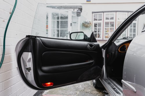 2003 Jaguar XK8 Coupé (X100) à venda (imagem 53 de 143)