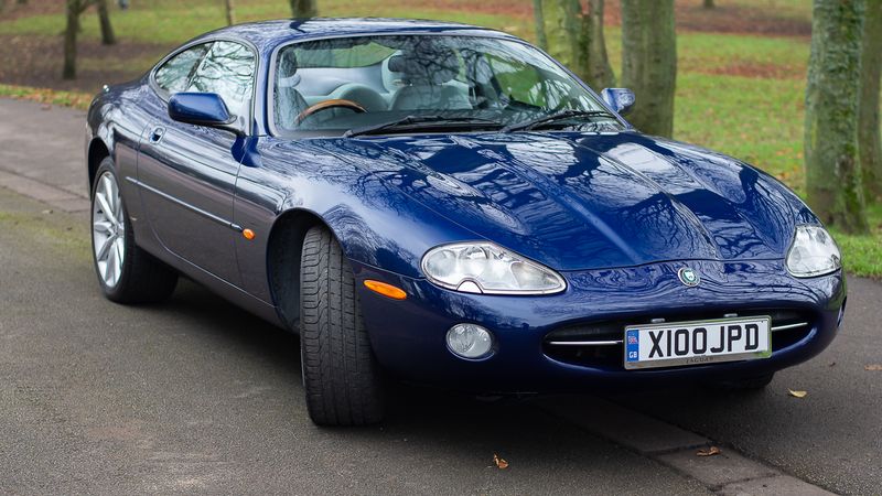 RESERVE LOWERED-2003 Jaguar XK8 Coupe For Sale (picture 1 of 111)