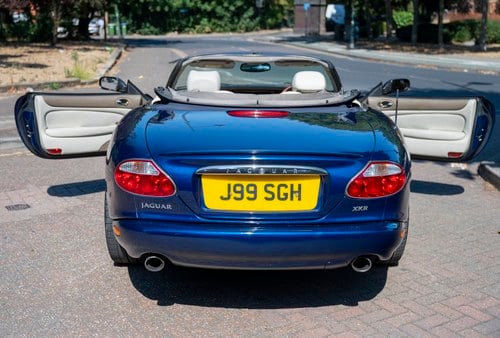 2000 Jaguar XKR Convertible zum Verkauf (Bild 19 von 217)