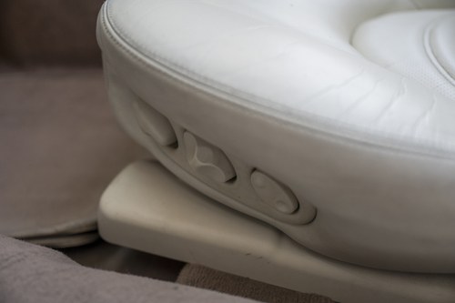 2000 Jaguar XKR Convertible zum Verkauf (Bild 44 von 217)