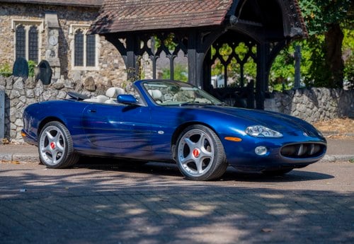 2000 Jaguar XKR Convertible zum Verkauf (Bild 7 von 217)