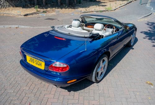2000 Jaguar XKR Convertible zum Verkauf (Bild 18 von 217)
