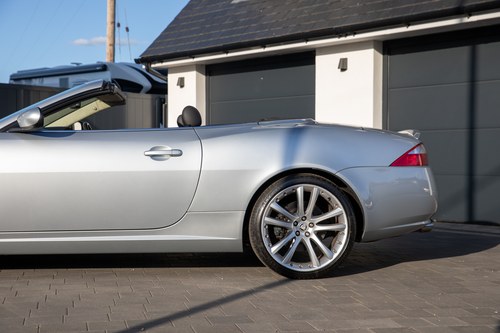 2009 - Jaguar - XKR 4.2 Convertible Te koop (foto 68 van 137)