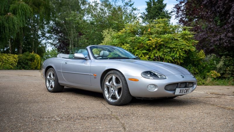 2003 Jaguar XKR Convertible For Sale (picture 1 of 186)