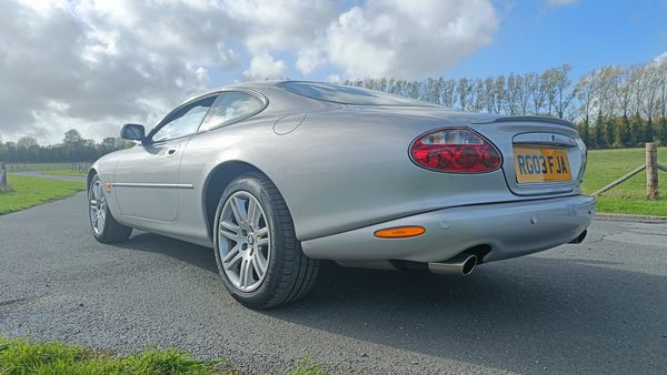 2003 Jaguar XKR 4.2 Coupe (X100) For Sale (picture :index of 7)