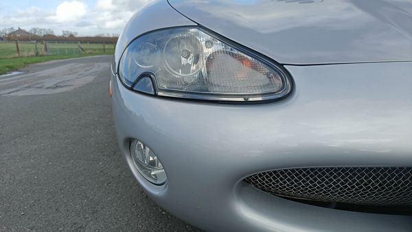 2003 Jaguar XKR 4.2 Coupe (X100) For Sale (picture :index of 98)