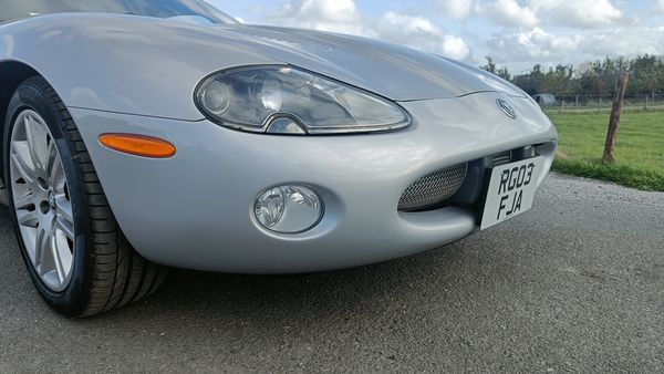 2003 Jaguar XKR 4.2 Coupe (X100) For Sale (picture :index of 96)