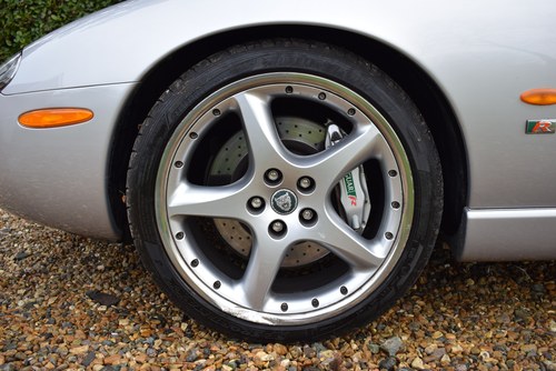 2004 Jaguar XKR 4.2 Supercharged Convertible In vendita (immagine 19 di 113)