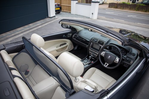 2007 Jaguar XK-R 4.2 Convertible In vendita (immagine 57 di 136)