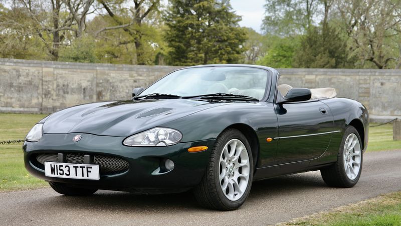 2000 Jaguar XKR Convertible For Sale (picture 1 of 64)