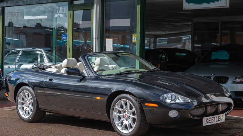 2001 Jaguar XKR Convertible For Sale (picture 1 of 163)