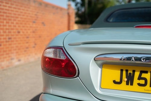 2001 Jaguar XKR Convertible For Sale (picture 100 of 171)