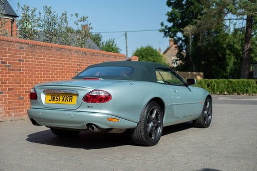 2001 Jaguar XKR Convertible For Sale (picture 33 of 171)