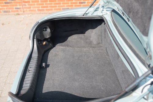 2001 Jaguar XKR Convertible For Sale (picture 92 of 171)