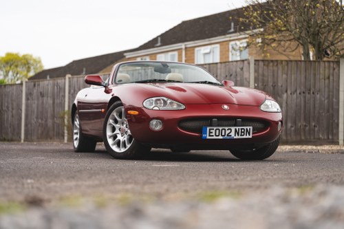 2002 Jaguar XKR Convertible In vendita (immagine 3 di 146)