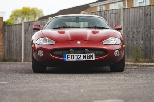 2002 Jaguar XKR Convertible In vendita (immagine 7 di 146)