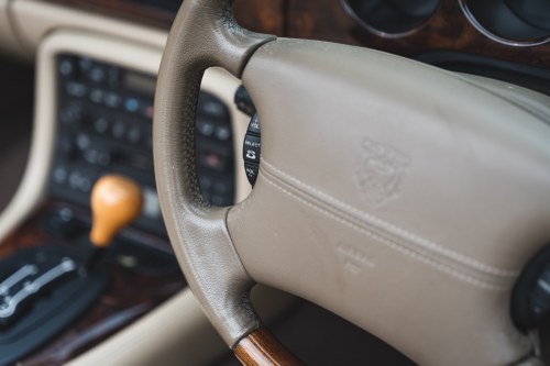 2002 Jaguar XKR Convertible In vendita (immagine 113 di 146)