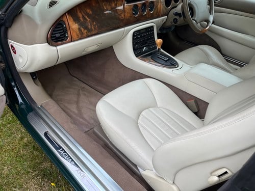 2000 Jaguar X100 XKR Coupe à vendre (picture 12 of 77)