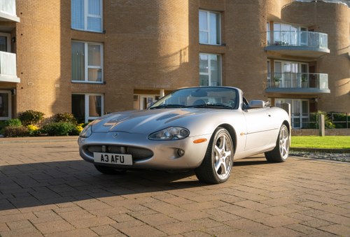 2000 Jaguar XKR Silverstone Convertible à vendre (picture 2 of 88)