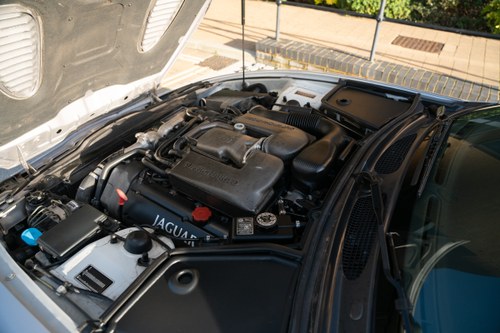 2000 Jaguar XKR Silverstone Convertible à vendre (picture 77 of 88)